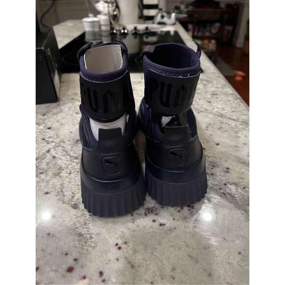 Puma X Fenty Trainer Mid Geo Evening Blue/. Puma Black sz 10 NWT Box & Bag - Picture 3 of 9